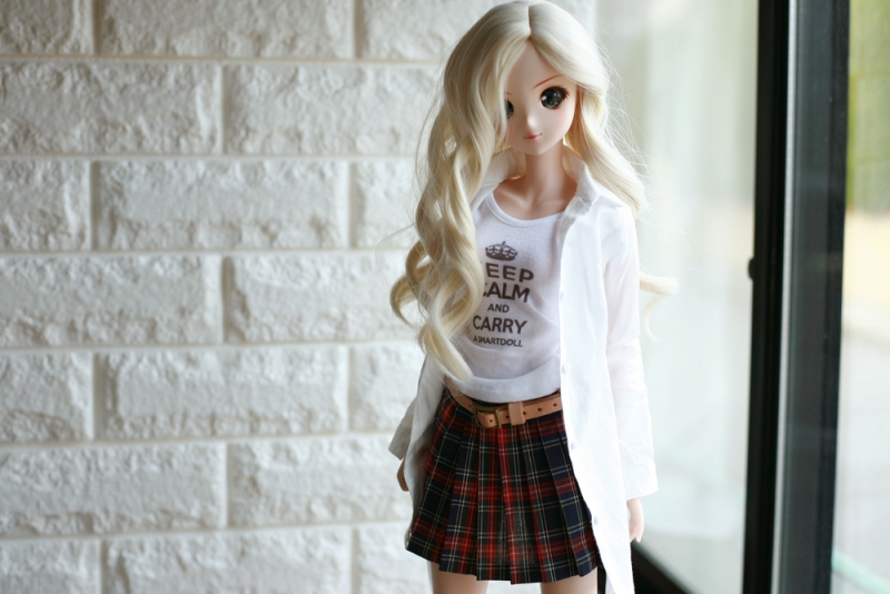 スマートドール メロディーちゃんのロングシャツ×プリーツスカートスタイル